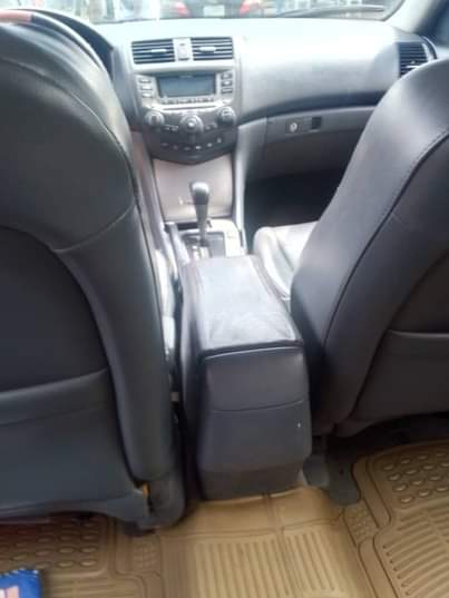A picture of HONDA DC FOR SALE OBALENDE LAGOS ISLAND FIRST COME FIRST