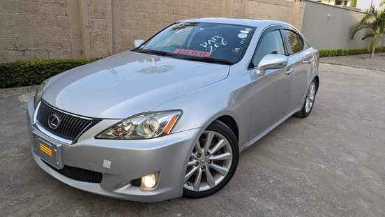 lexus