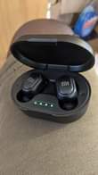 A picture of Xiaomi mi earbuds