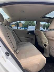 A picture of 08105390997 Distress Distress Foriegn used Honda Accord 2014