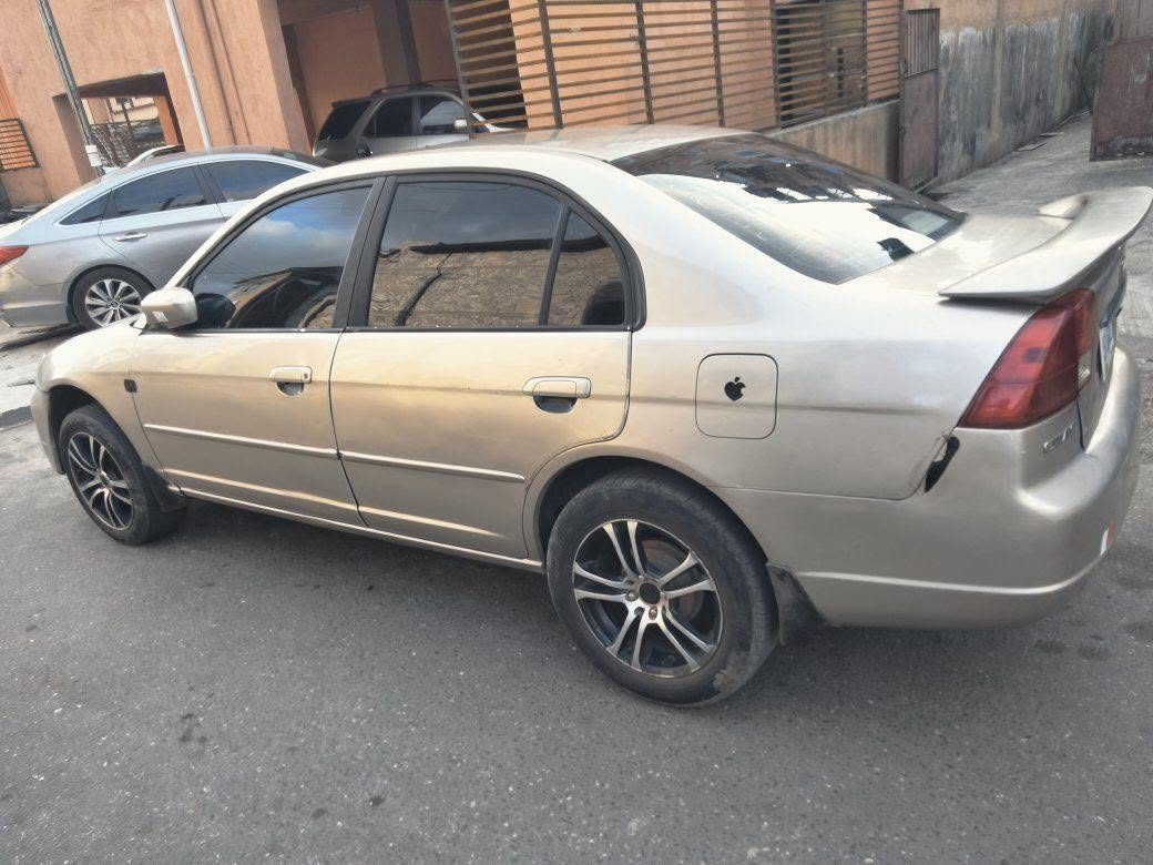 A picture of 2004 Honda civic