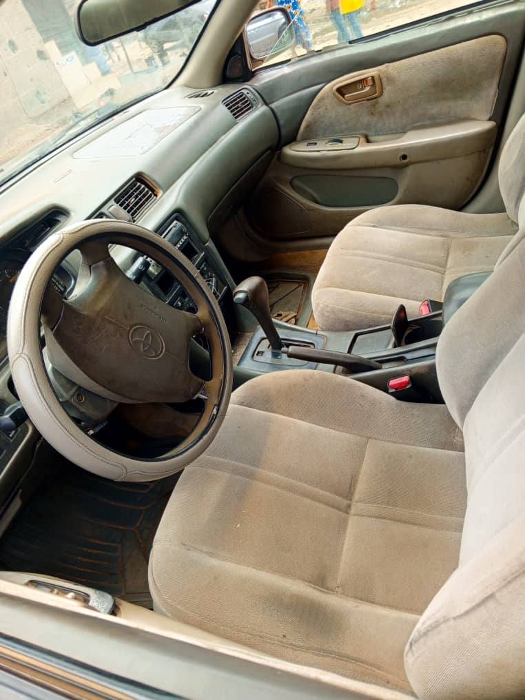 A picture of Toyota Camry 07043283348