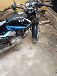 A picture of Tvs 125 black