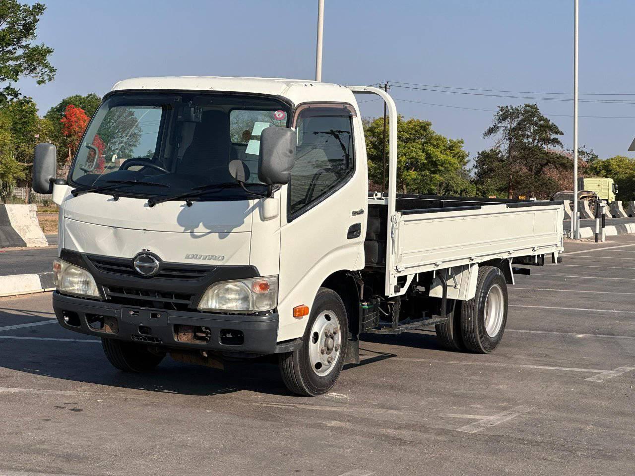 hino