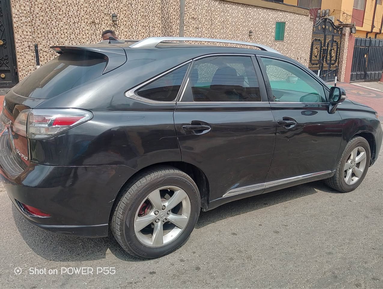 A picture of LEXUS RX350 FULL OPTION 2010