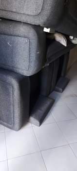 A picture of Sofa set nzima 1 2 3 Yanauzwa kama yalivyo 0625590272