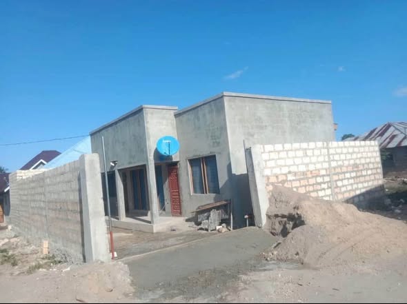 A picture of HOUSE FOR SALE AT PWANI MCHANGANI 5 MINUTES TO THE