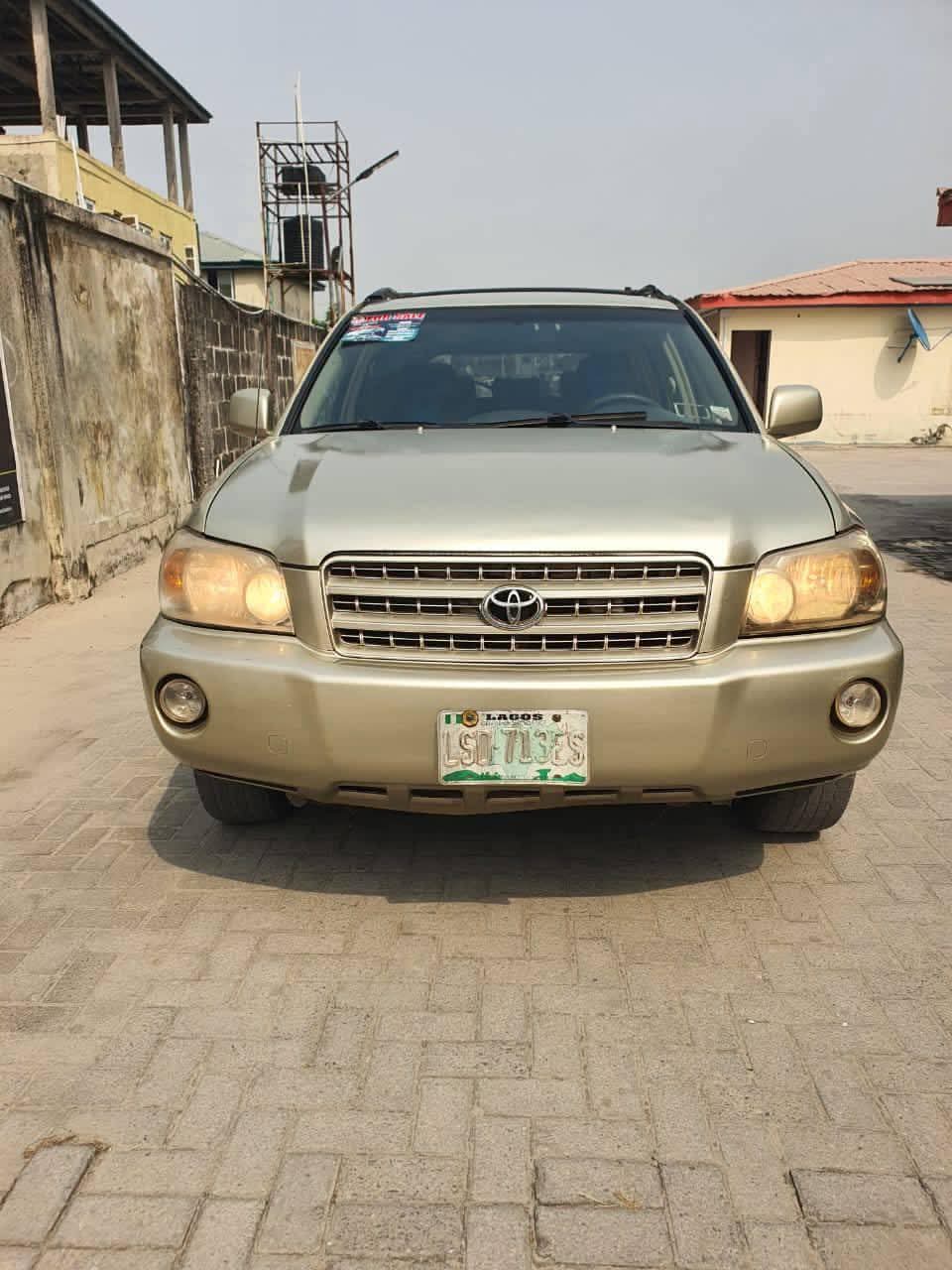 A picture of 2006 Toyota highlander