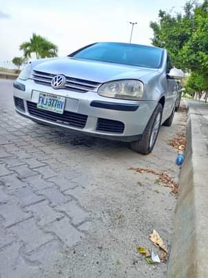 A picture of Neatly used 2006 Volkswagen Golf 5 available for sale