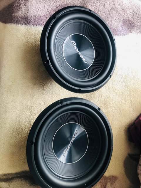 speakers