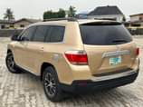 A picture of NEATLY USED 2010 TOYOTA HIGHLANDER LIMITED EDITION upgraded to 2013