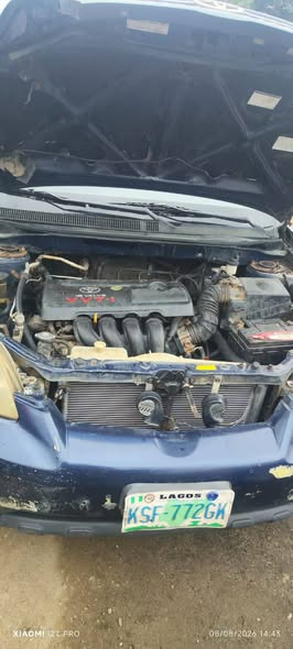 A picture of 2007 Toyota matrix first body