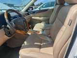 A picture of Lexus Es330 2006 model For sale Cotonu 3million Chat me