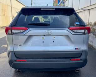 A picture of Toyota Rav 4 3 600 KM ONLY