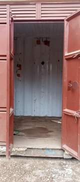 A picture of 4 separate store 40ft container Ideal for rentals