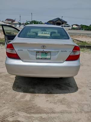 A picture of 2004 Camry