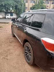 A picture of TAKAS MOTORS 07060931241 Luxury at it finest 2014 Toyota Highlander