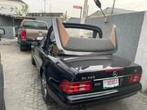 A picture of FOR SALE MERCEDES MERCEDES SL320 CONVERTIBLE 1993 MODEL 8M