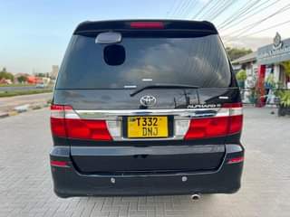 A picture of TOYOTA ALPHARD