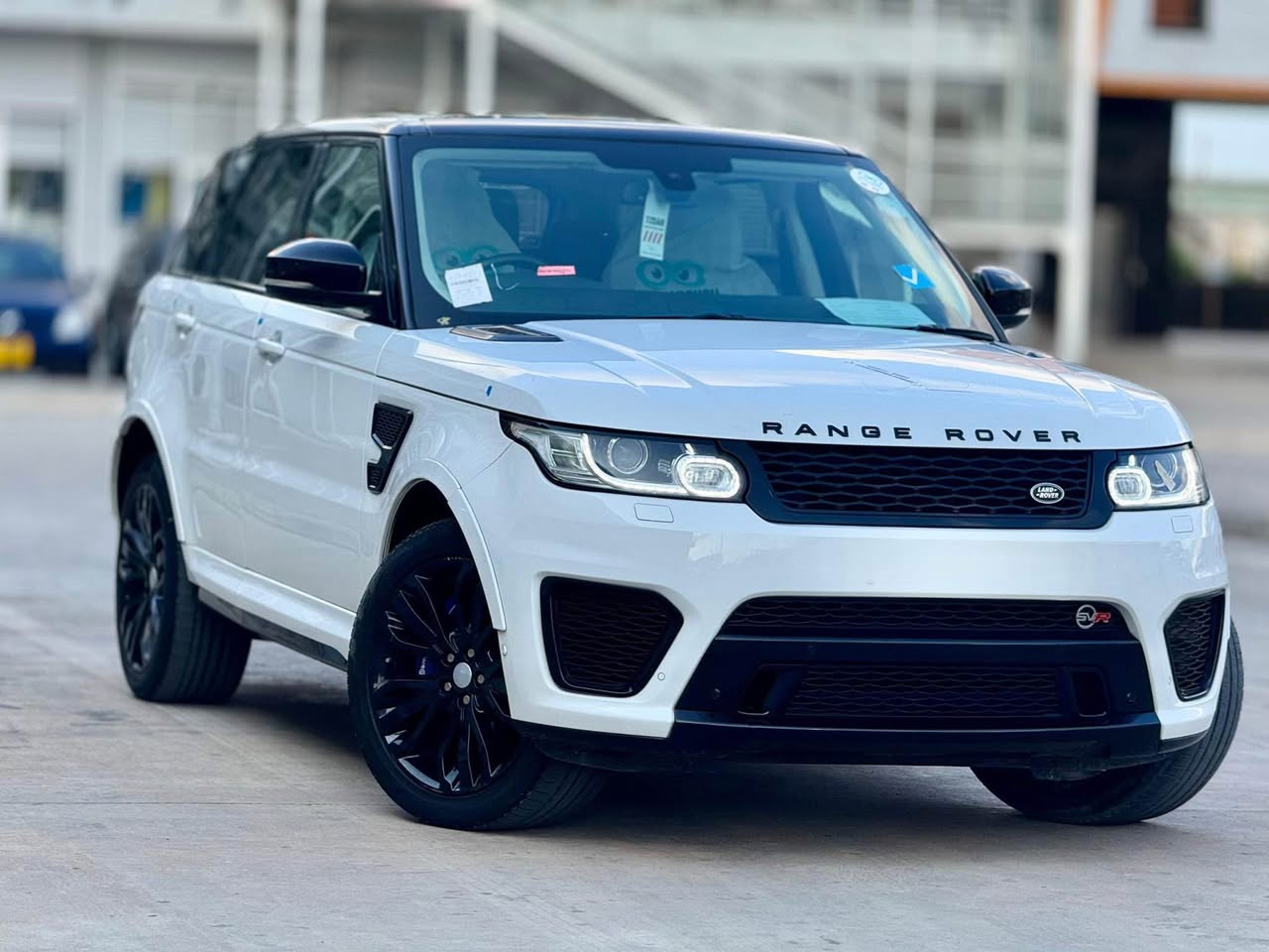 A picture of RANGE ROVER SPORT