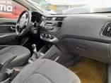 A picture of Kia Rio 2012