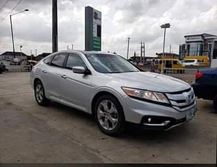 A picture of Honda crosstour 2013