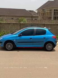 A picture of Peugeot 206 Manual