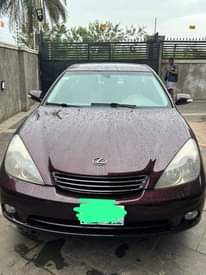 A picture of 2004 Lexus es300 2004