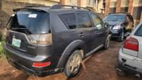 A picture of Mitsubishi outlander 2009 In ilorin kwara state Engin ND gear