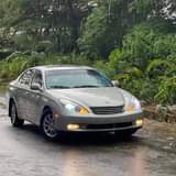 A picture of 2005 Lexus 330 Yes