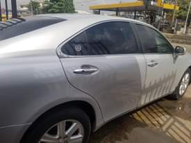 A picture of 2009 first body ES350 6 650M