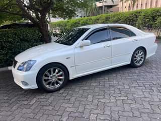 A picture of 2005 TOYOTA CROWN ATHLETE