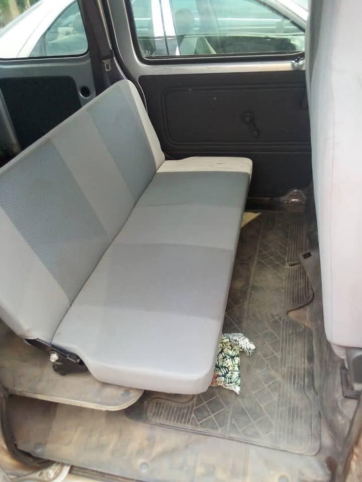 A picture of 2011 hijet mini Bus