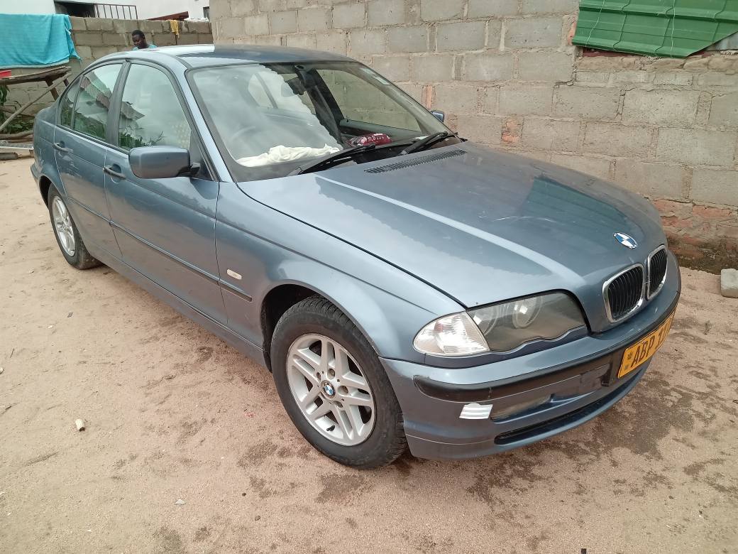 classifieds/cars bmw