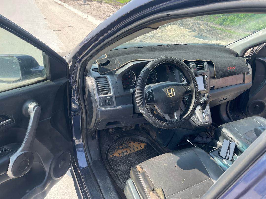 A picture of Honda CRV 2010 model