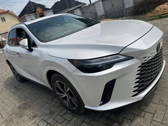 A picture of Just Cleared Foreign Used Lexus Rx350 2025 Model Open roof