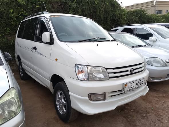 A picture of Toyota Noah For Sale 0787181703 0704482571 Call Whatsapp