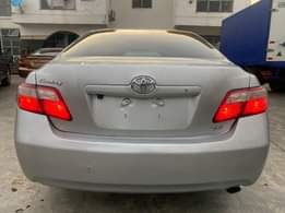 A picture of FOREIGN USED TOYOTA CAMRY XLE 2007 model with Excellent Performance
