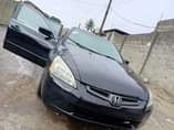 A picture of Honda Accord 2004 08085160927