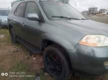A picture of 2004 Acura MDX
