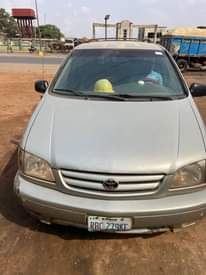A picture of Toyota sienna