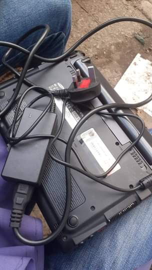 A picture of Sumsung portable laptop for sale storage 200gb windows10 office installed