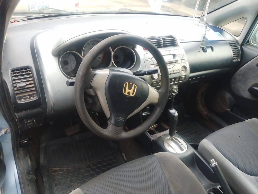 A picture of 2005 Honda 2005