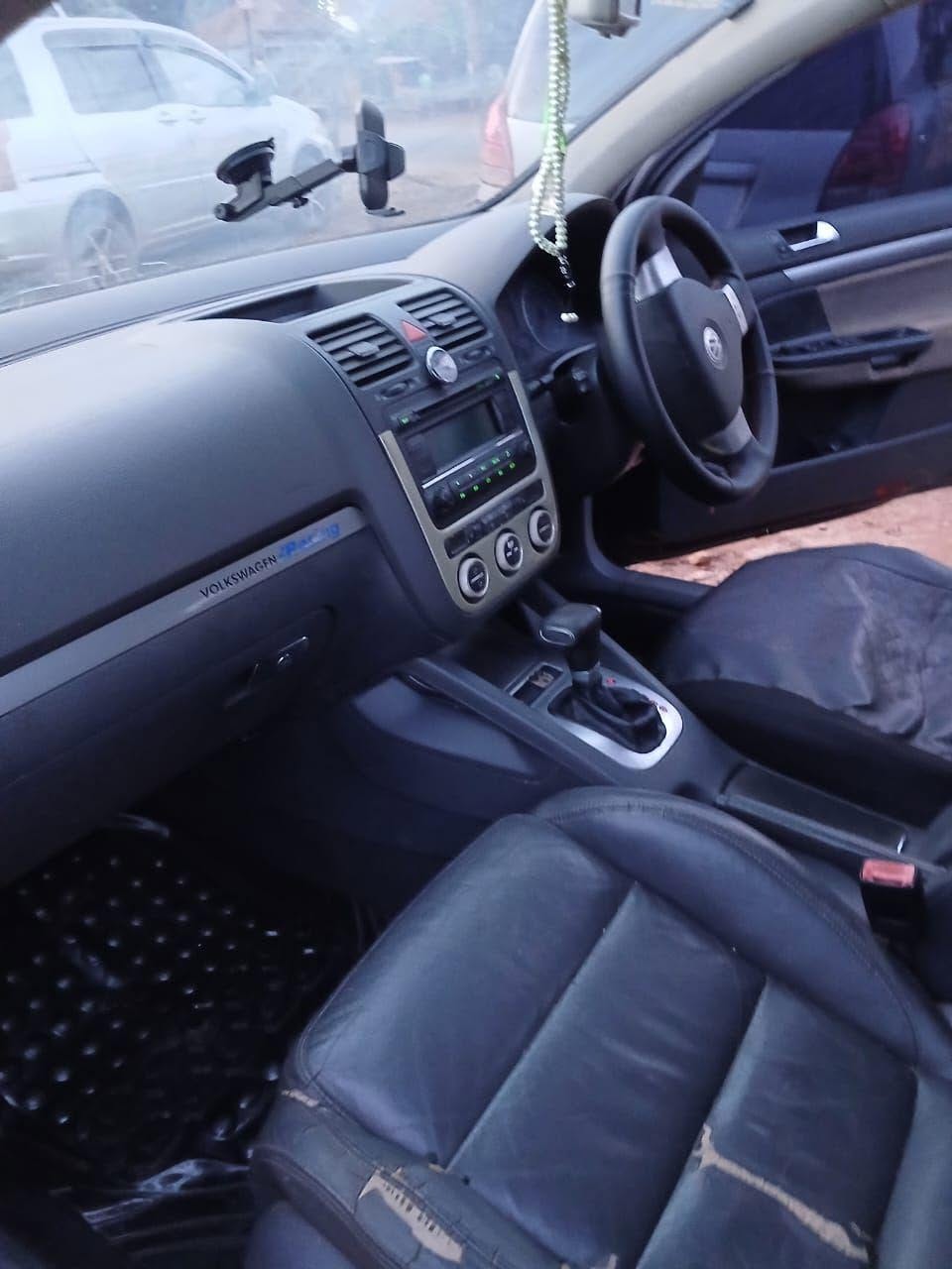 A picture of GOLF 5