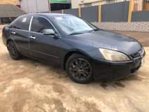 A picture of 03 Honda Accord