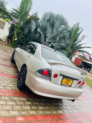 A picture of TOYOTA ALTEZA