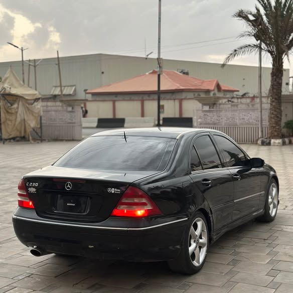 A picture of MERCEDES BENZ C230