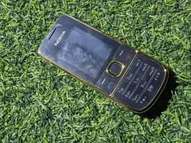 A picture of NOKIA 2700C