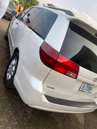 A picture of Toyota Sienna