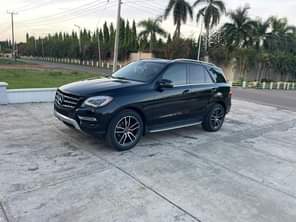 A picture of DISTRESS SALES FOREIGN USED ML350 2012 MERCEDES BENZ WITH ORIGINAL